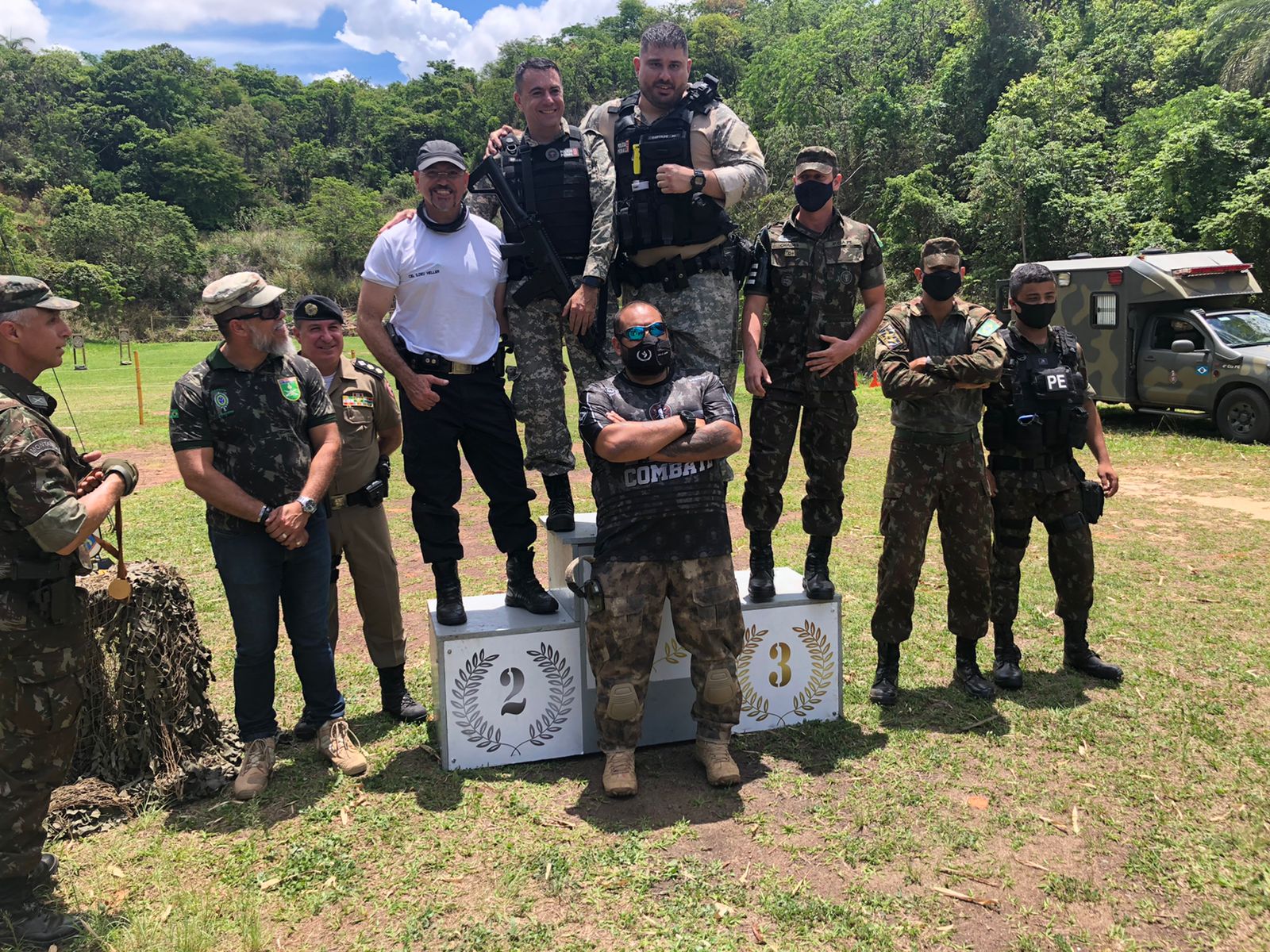 Policiais penais conquistam o primeiro lugar em competição de tiro no Centro de Instrução Treme Terra do Exército 