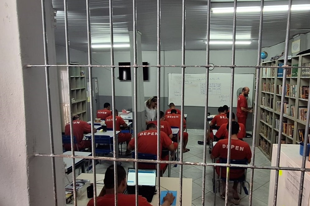 SEJUSP MG e Sempre um Papo lançam campanha Palavra Justa para doação de livros ao sistema prisional